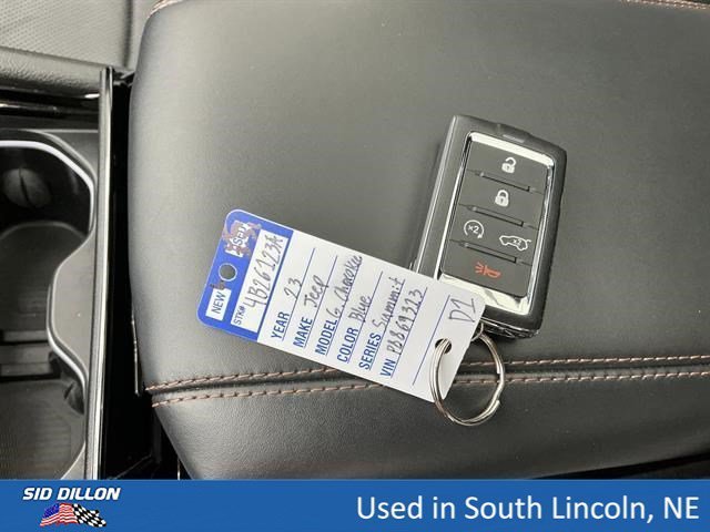 Used 2023 Hydro Blue Pearlcoat Jeep Summit image 8