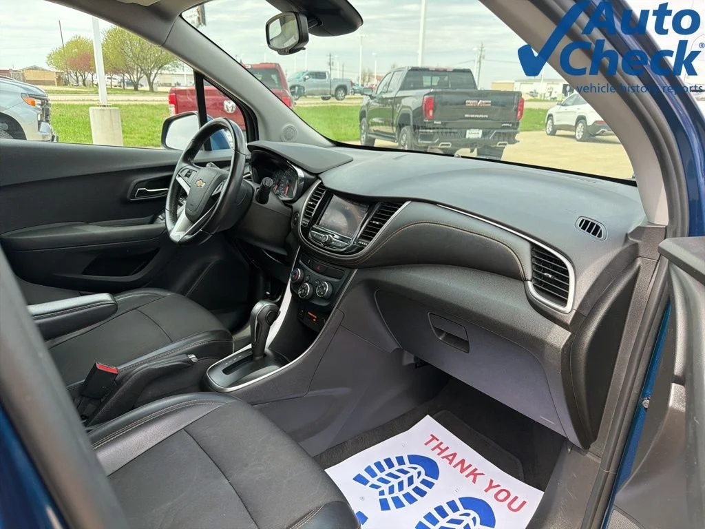 Used 2020 Blue Chevrolet LT image 12