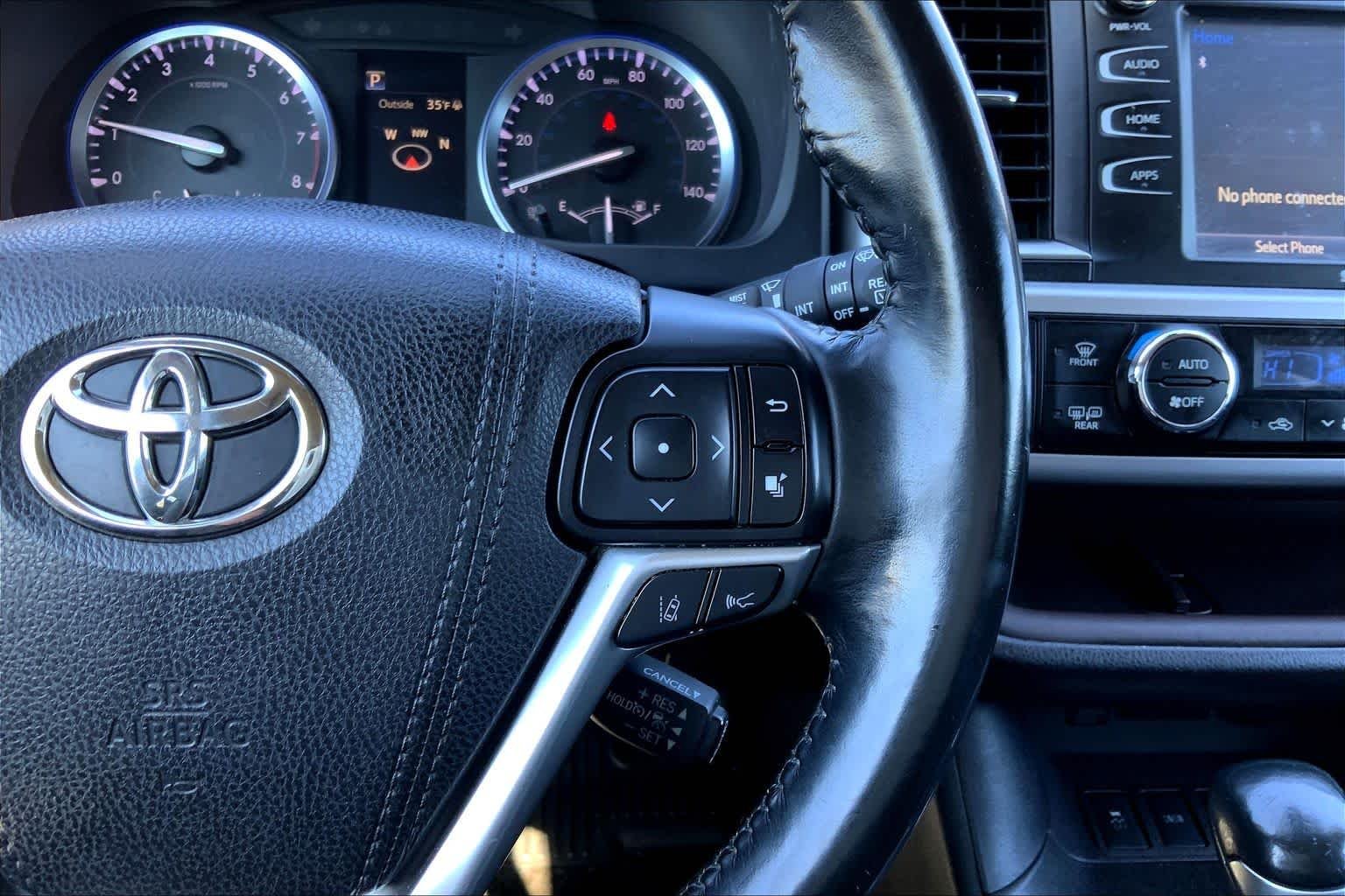 Used 2017 Shoreline Blue Pearl Toyota XLE image 25