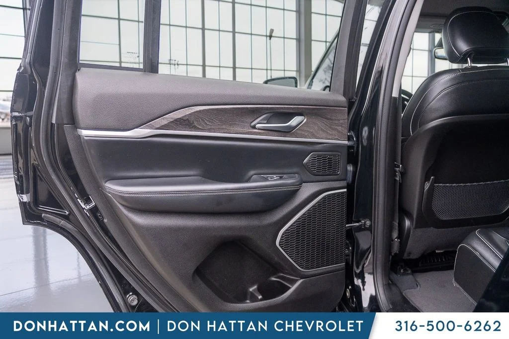 Used 2023 Black Jeep Limited image 24