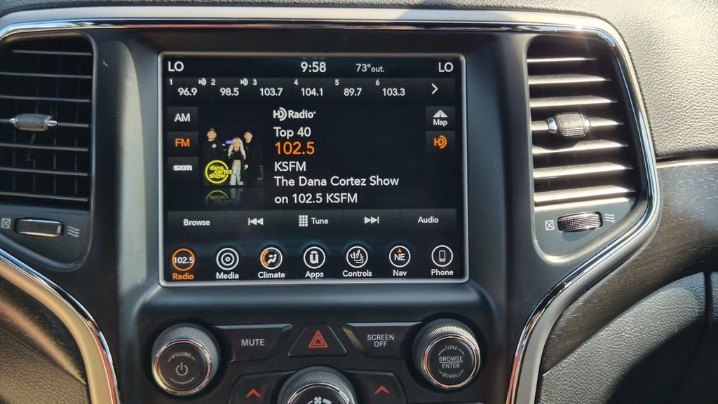 Certified Used 2018 Silver Jeep Altitude image 18