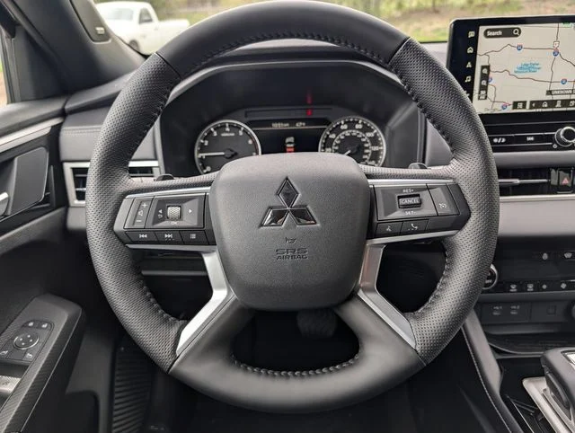 New 2026 Alloy Silver Metallic Mitsubishi SE image 8