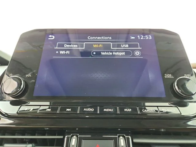 Used 2025 Silver Nissan Platinum image 33