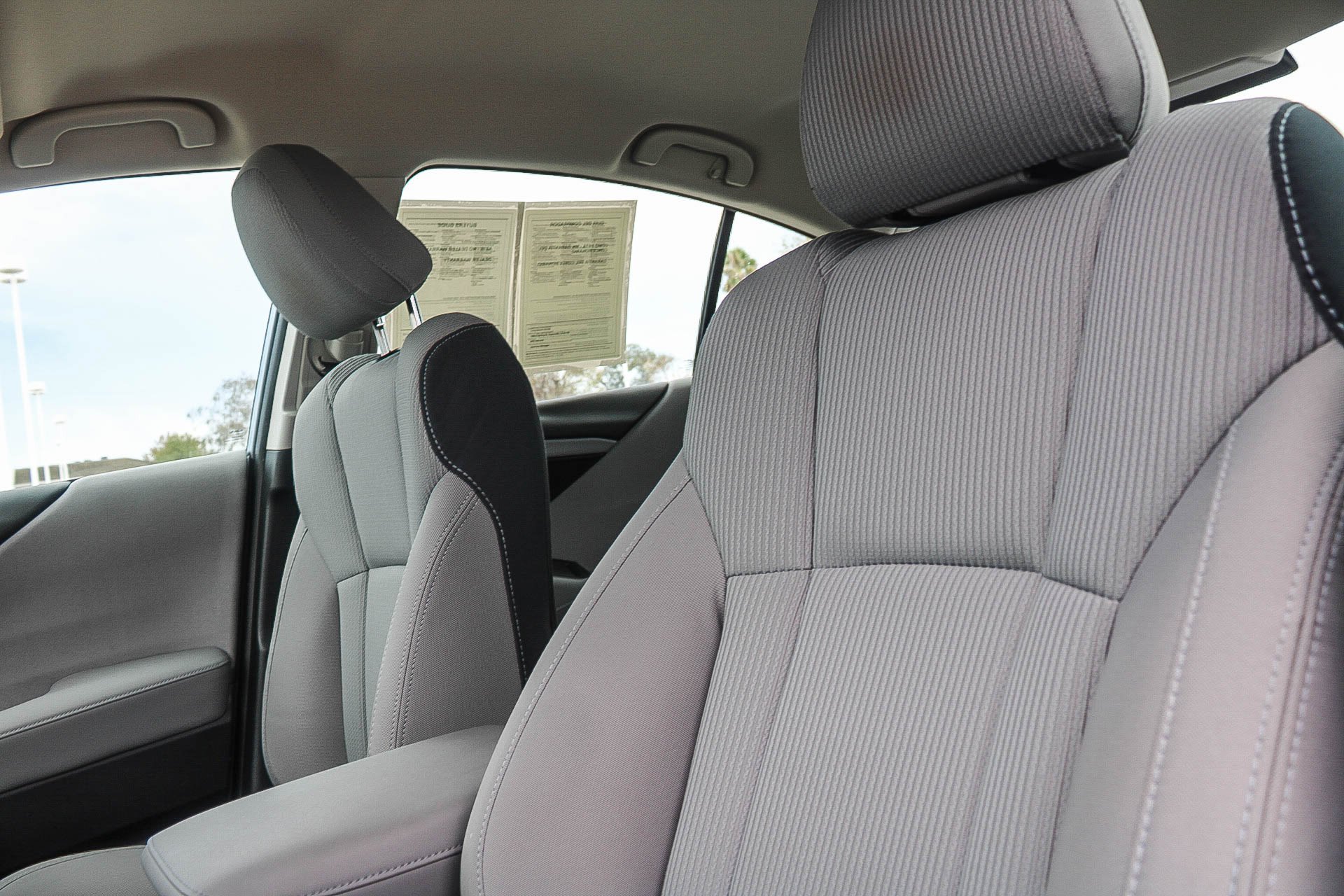 Used 2023 Ice Silver Metallic Subaru Premium image 23