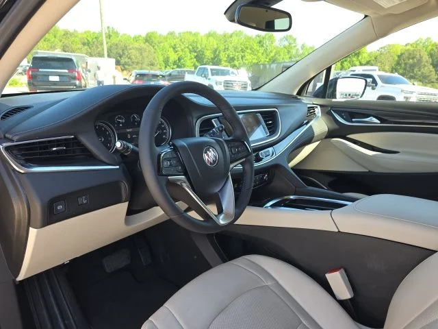 Used 2022 Black Buick Essence image 25