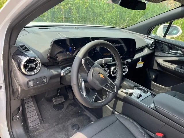 2025 Chevrolet Blazer EV LT - Photo 8