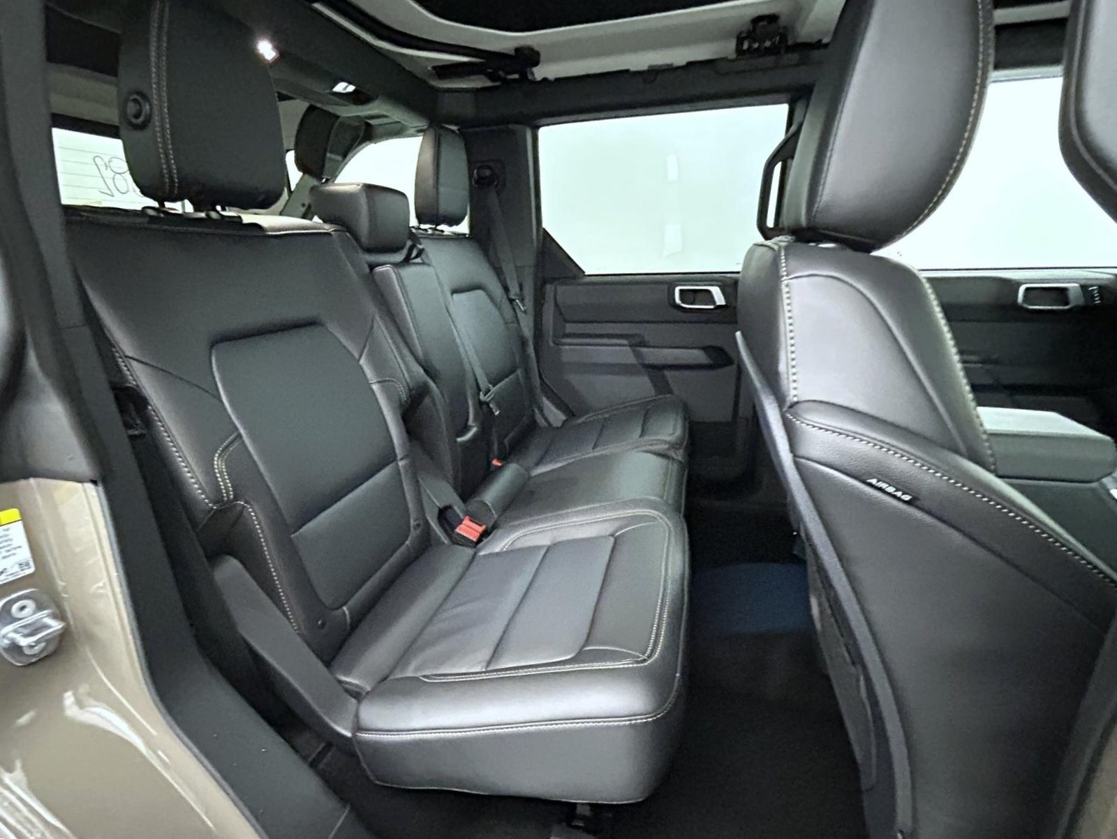 New 2026 Marsh Gray Ford Badlands image 18