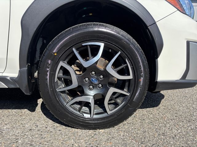 Used 2019 Crystal White Pearl Subaru Hybrid image 27