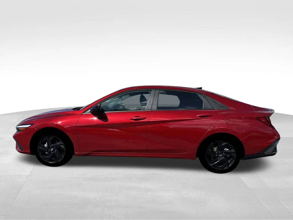 Certified Used 2026 Red Hyundai SEL Sport image 3