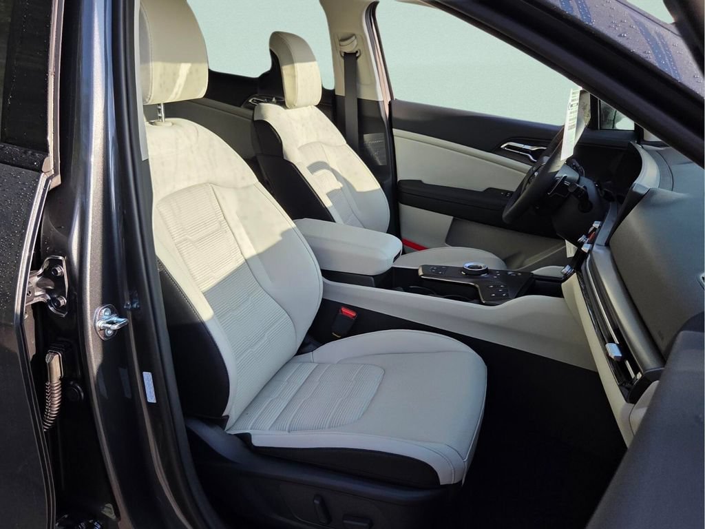 New 2027 Gravity Gray Kia SX Prestige image 19