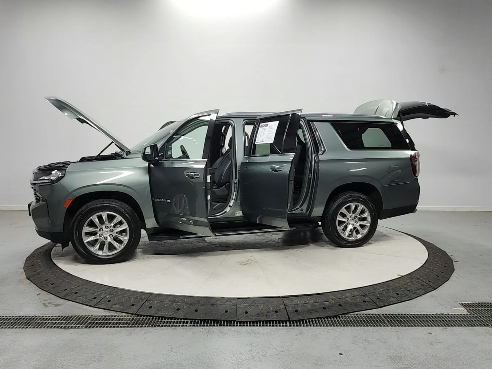 Used 2023 Silver Sage Metallic Chevrolet Premier image 12