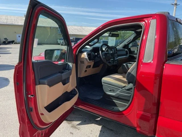 Used 2022 Red Ford XLT image 30