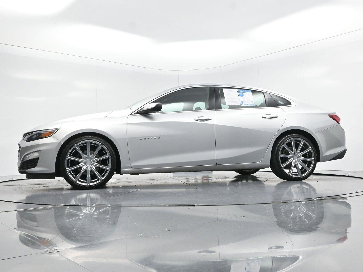 Used 2021 SILVER ICE METALLIC Chevrolet LT image 48