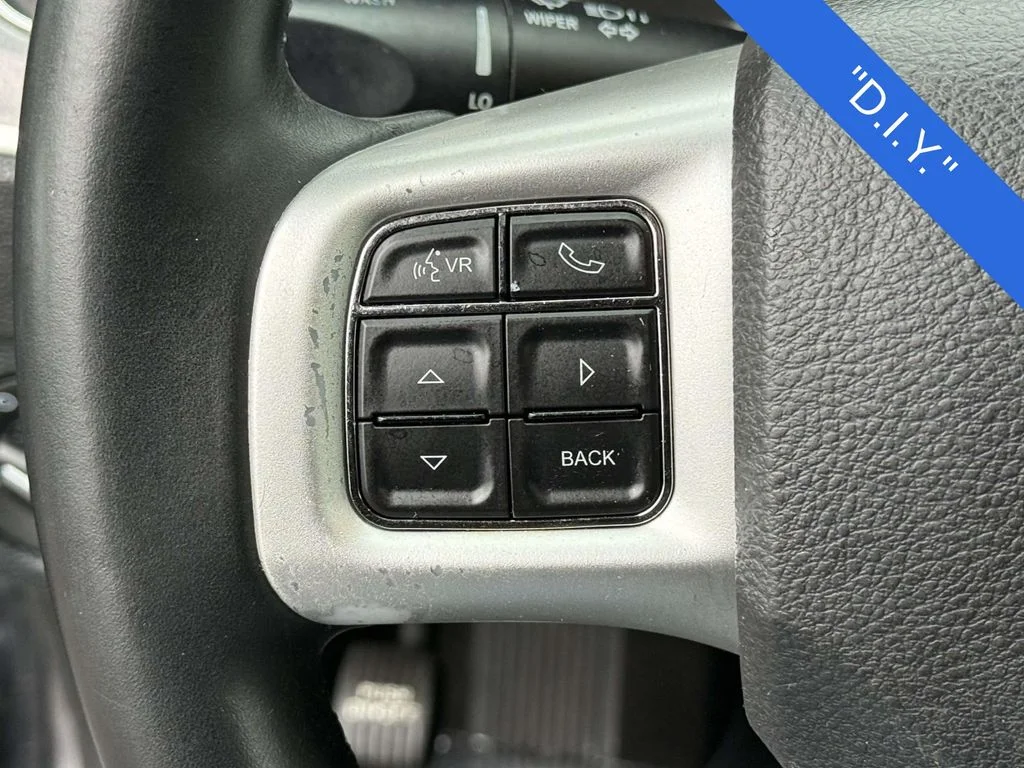 2014 Dodge Charger SE - Photo 24