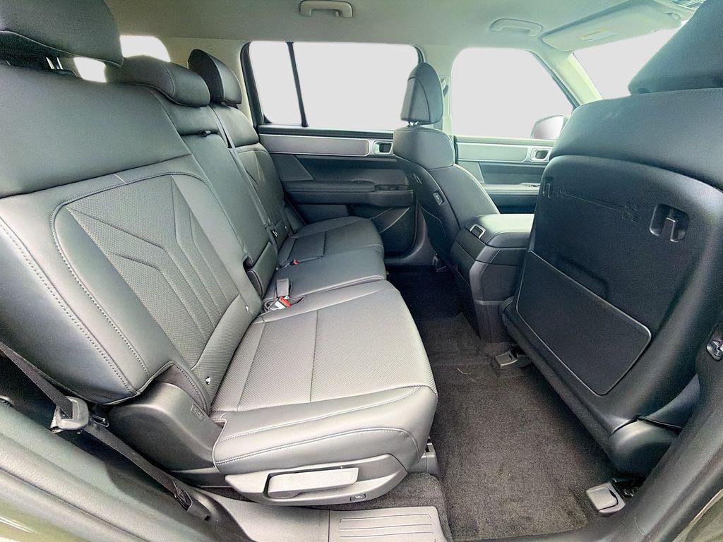 New 2026 Rockwood Green Hyundai SEL FWD image 19