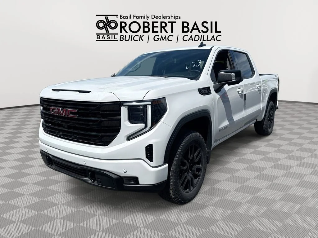 2026 GMC Sierra 4WD Crew Cab Short Box Elevation's photo