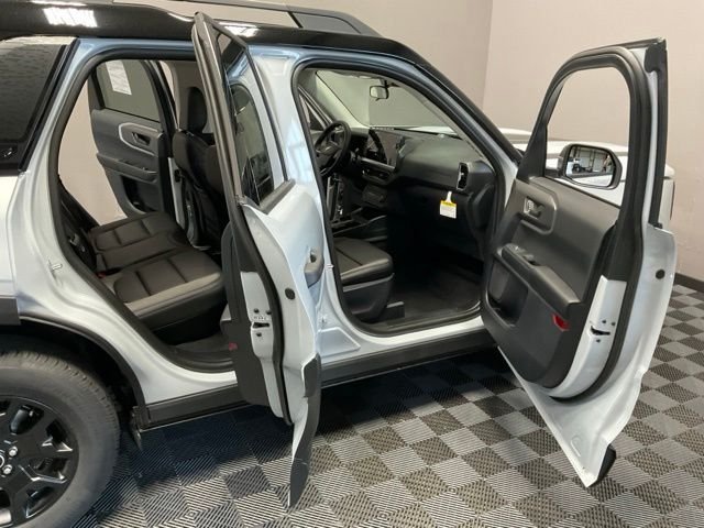 New 2026 Space White Metallic Ford Big Bend® image 21