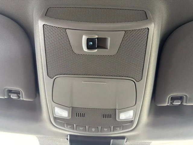 Used 2019 Oxford White Ford XLT image 14