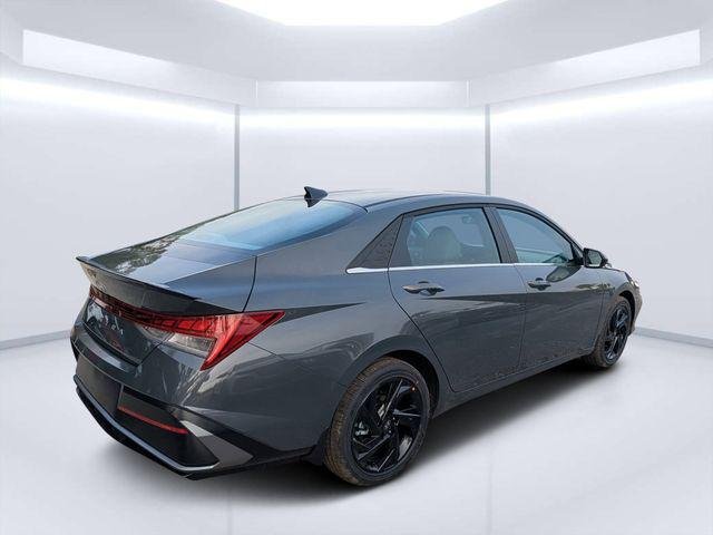 New 2026 Gray Hyundai SEL Sport image 3