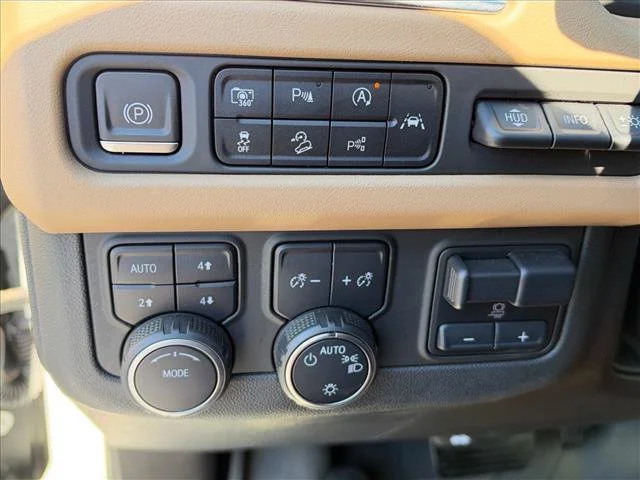 2023 Chevrolet Tahoe Premier - Photo 28
