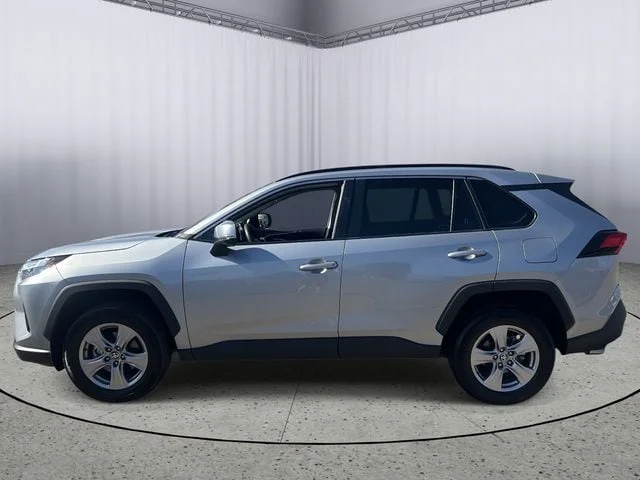 Used 2025 Silver Sky Metallic Toyota XLE image 3