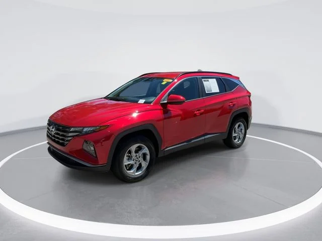 Used 2023 Red Hyundai SEL image 4