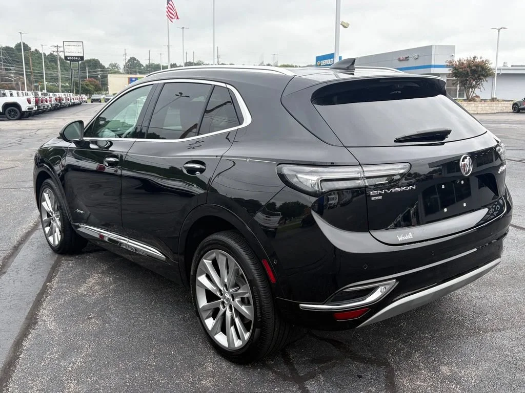 Used 2023 Ebony Twilight Metallic Buick Avenir image 3
