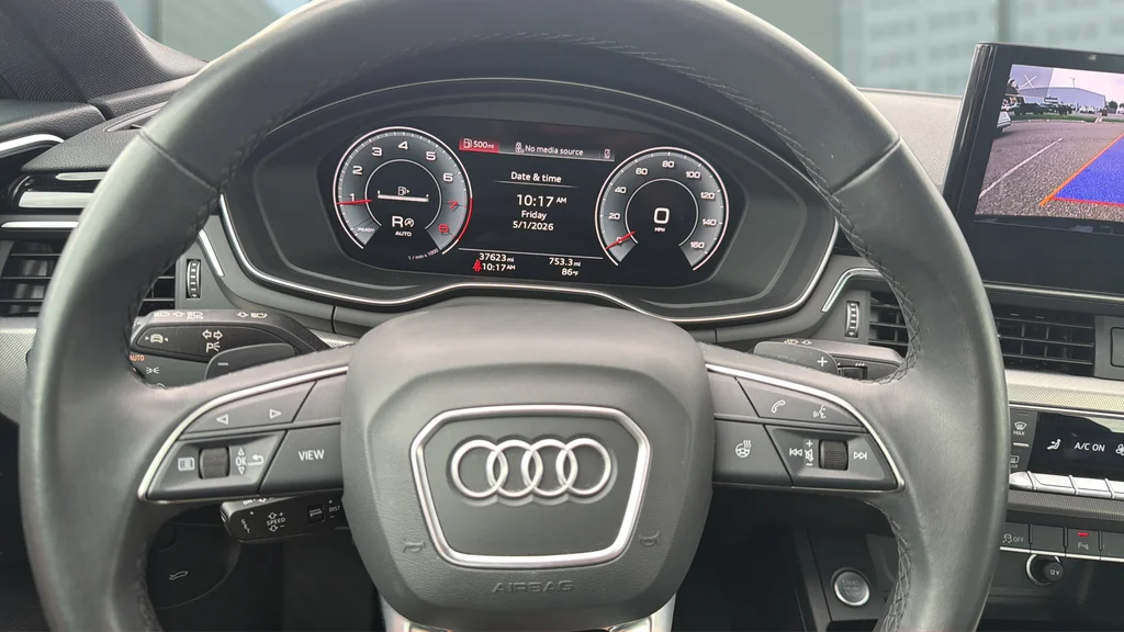 Used 2025 White Audi  image 27