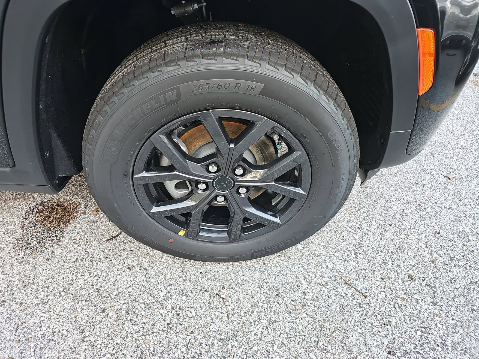 New 2027 High Gloss Black Jeep Laredo Altitude image 8