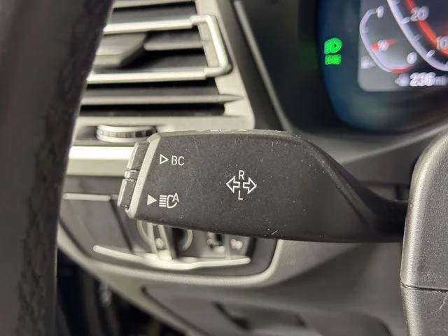Used 2024 Black BMW xDrive30i image 22