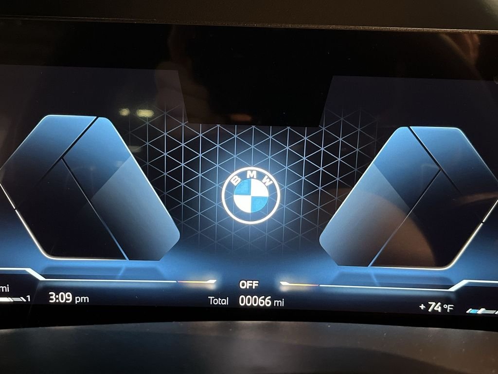 Used 2026 Black Sapphire Metallic BMW xDrive40i image 15