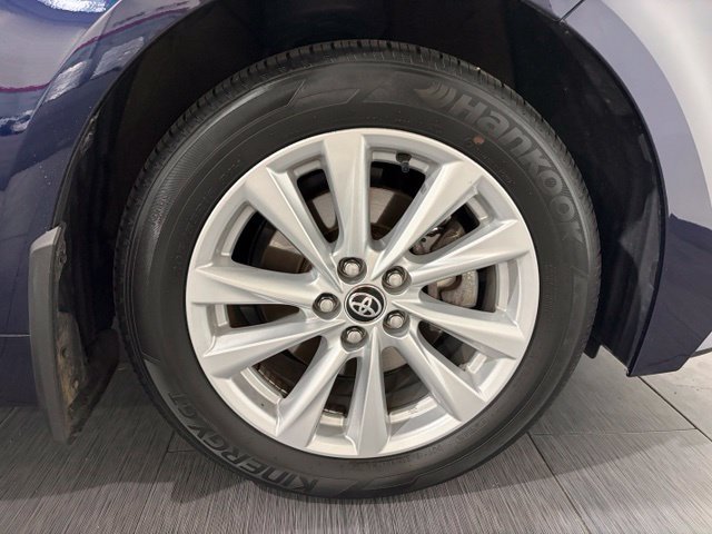 Used 2024  Toyota LE image 25