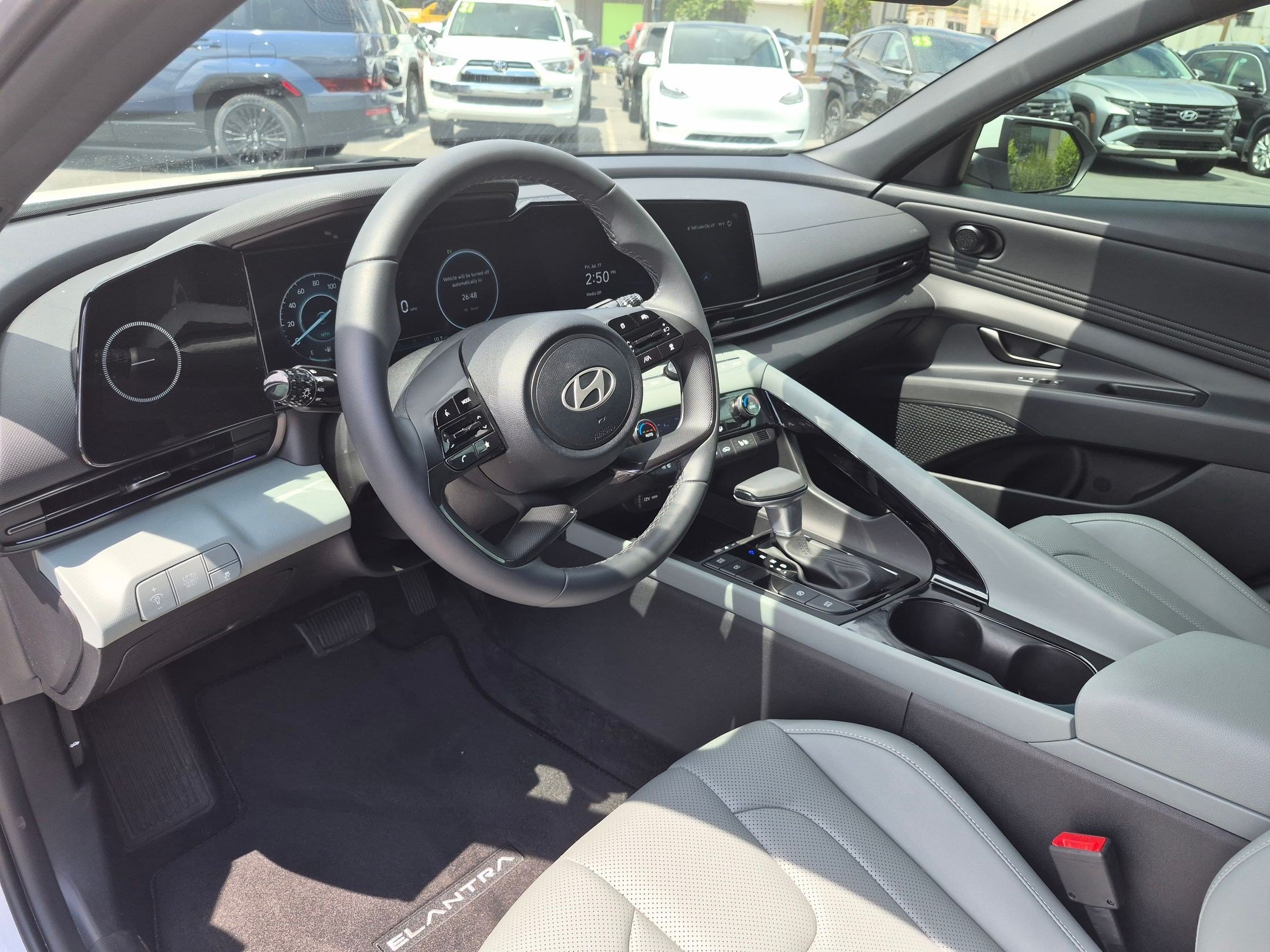 2026 Hyundai Elantra Limited - Photo 15