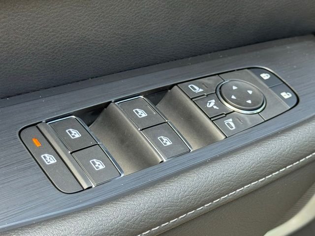 New 2026 Black Nissan Platinum image 20