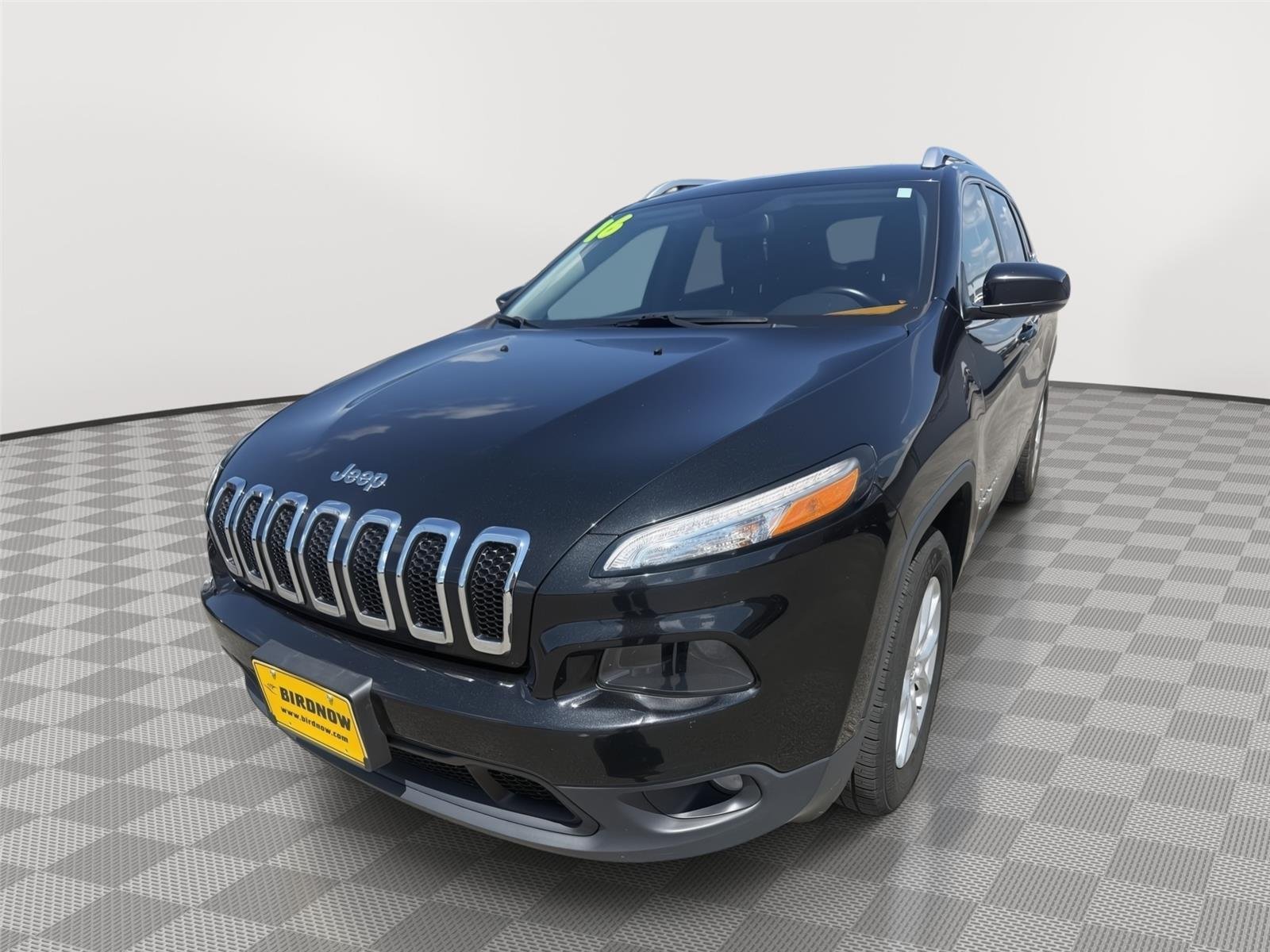 Used 2016 Jeep Cherokee Latitude with VIN 1C4PJMCB7GW120711 for sale in Monona, IA
