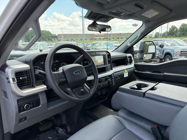 New 2026 Oxford White Ford F-350® XL image 11