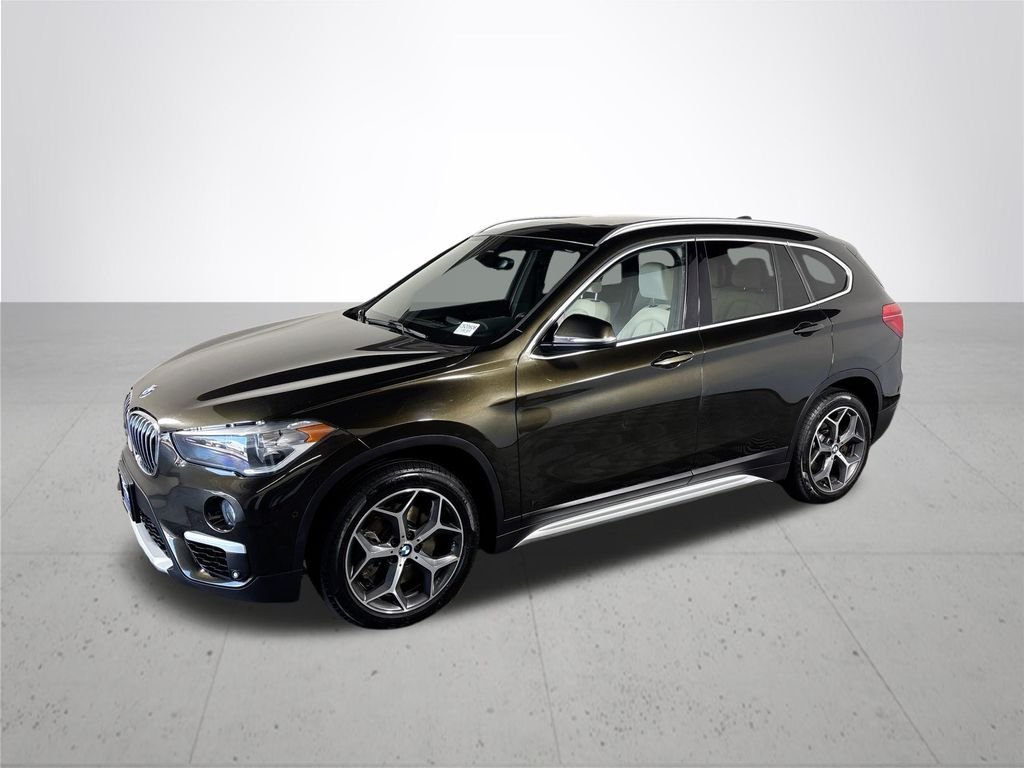Used 2019 Green BMW xDrive28i image 2