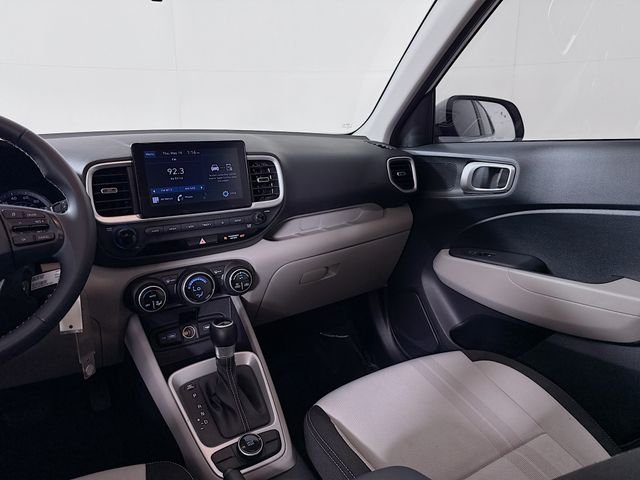 Used 2022 White Hyundai SEL image 26