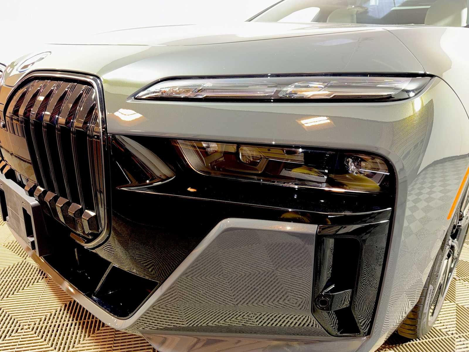 2026 BMW i7 60 - Photo 26