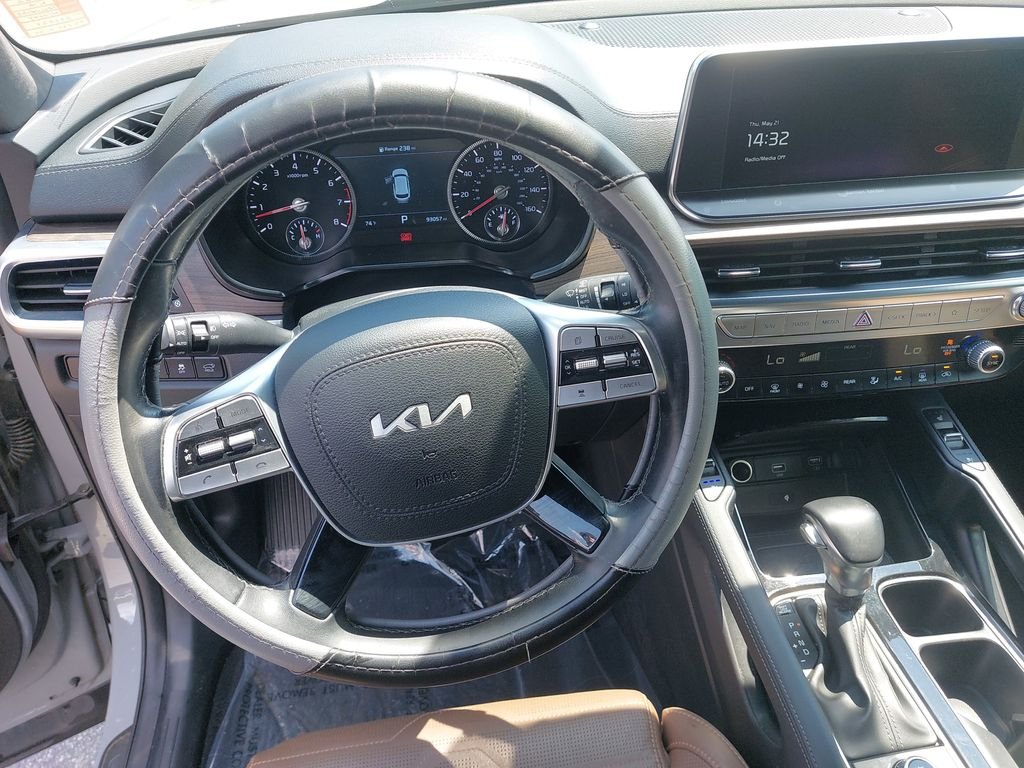 Used 2022 Gray Kia SX image 16