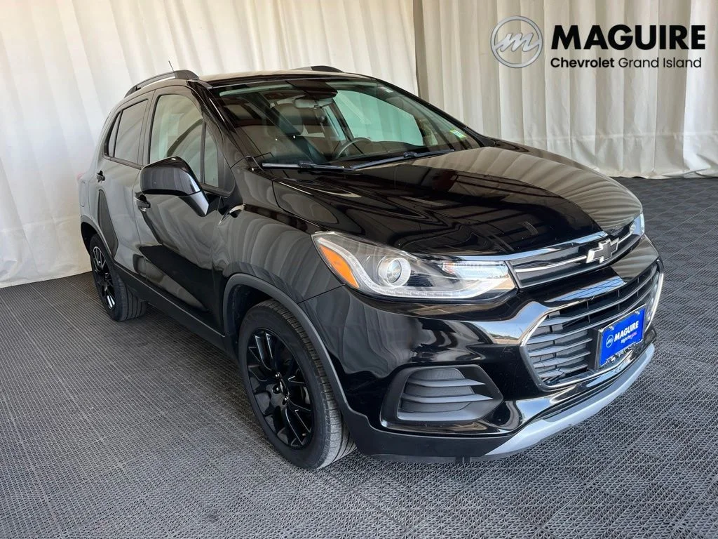 Used 2021 Black Chevrolet LT image 28