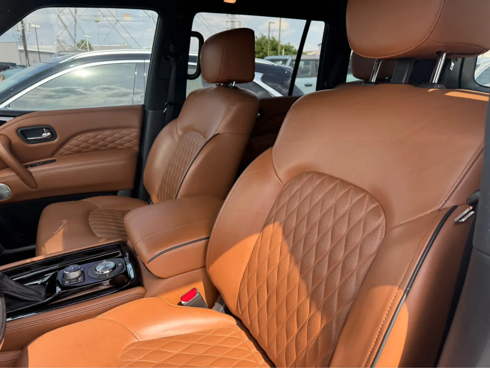 Used 2021 Moonstone White INFINITI SENSORY image 9