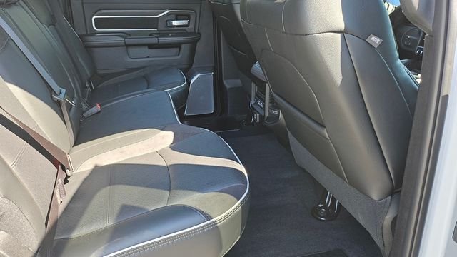 2025 RAM 3500 Laramie - Photo 14