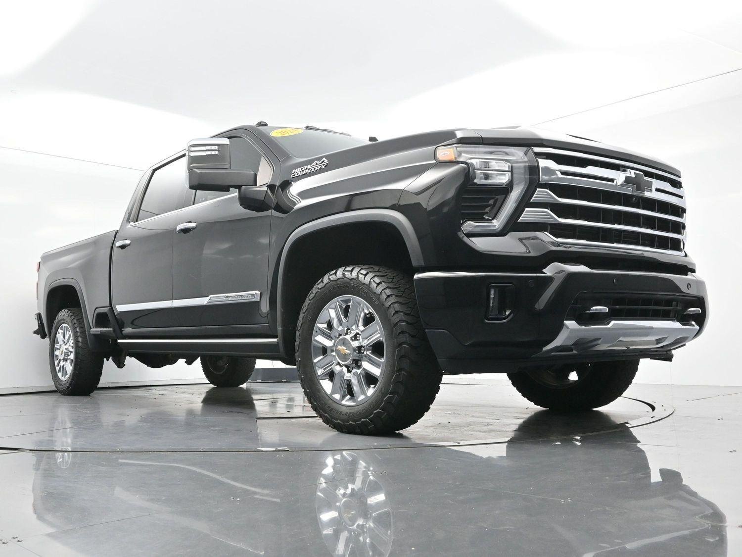Used 2024 Black Chevrolet High Country image 45