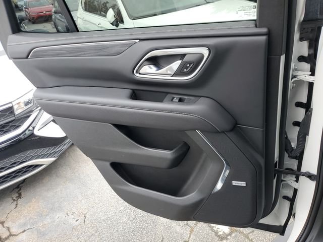 Used 2023 White GMC SLT image 13