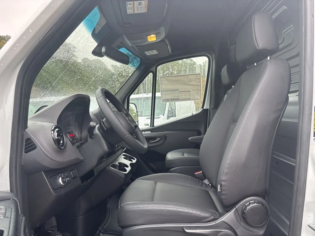 New 2026 Arctic White Mercedes-Benz w/ Ranger Shelving image 33