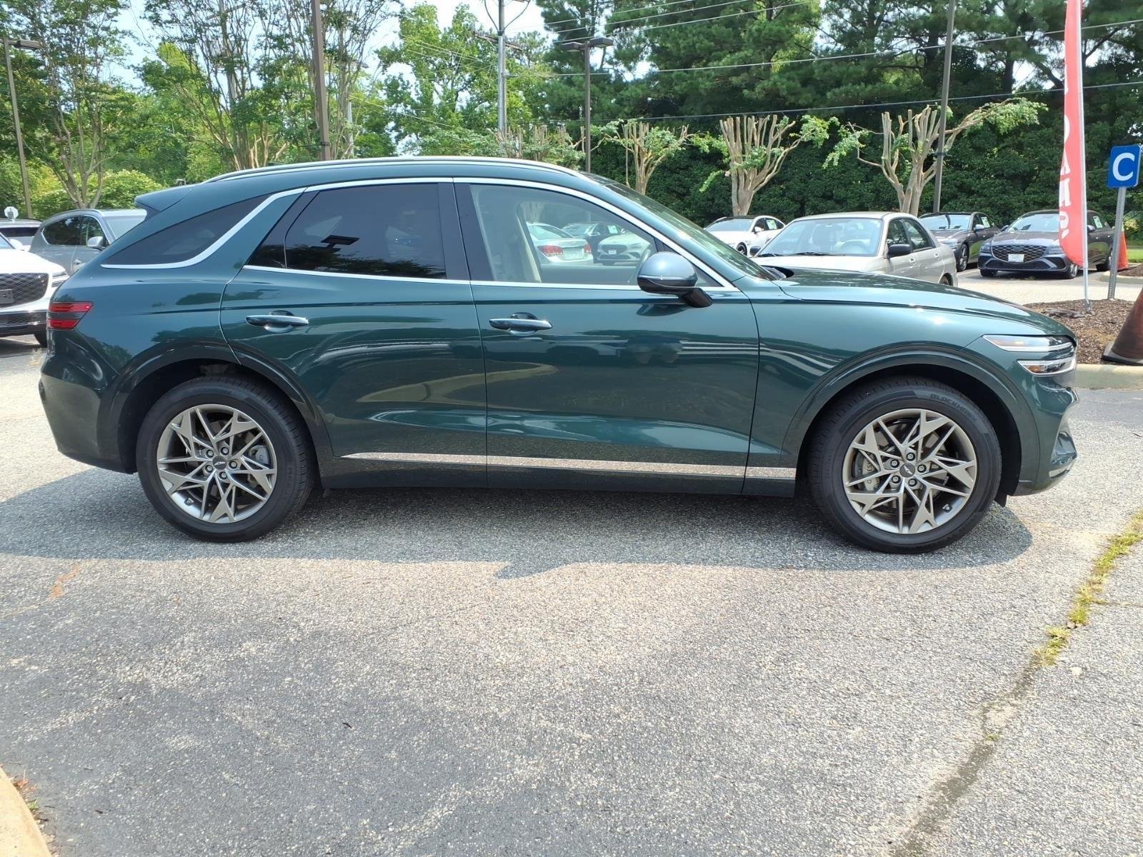 Used 2024 Cardiff Green Genesis 2.5T image 5