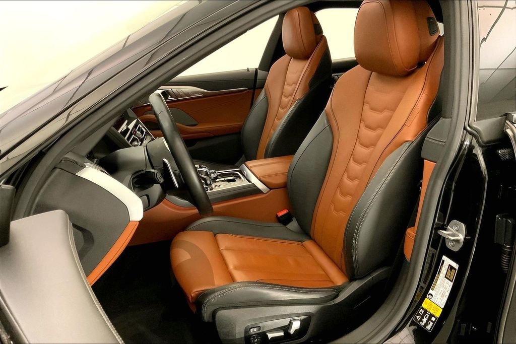 Used 2022 Black Sapphire Metallic BMW  image 13