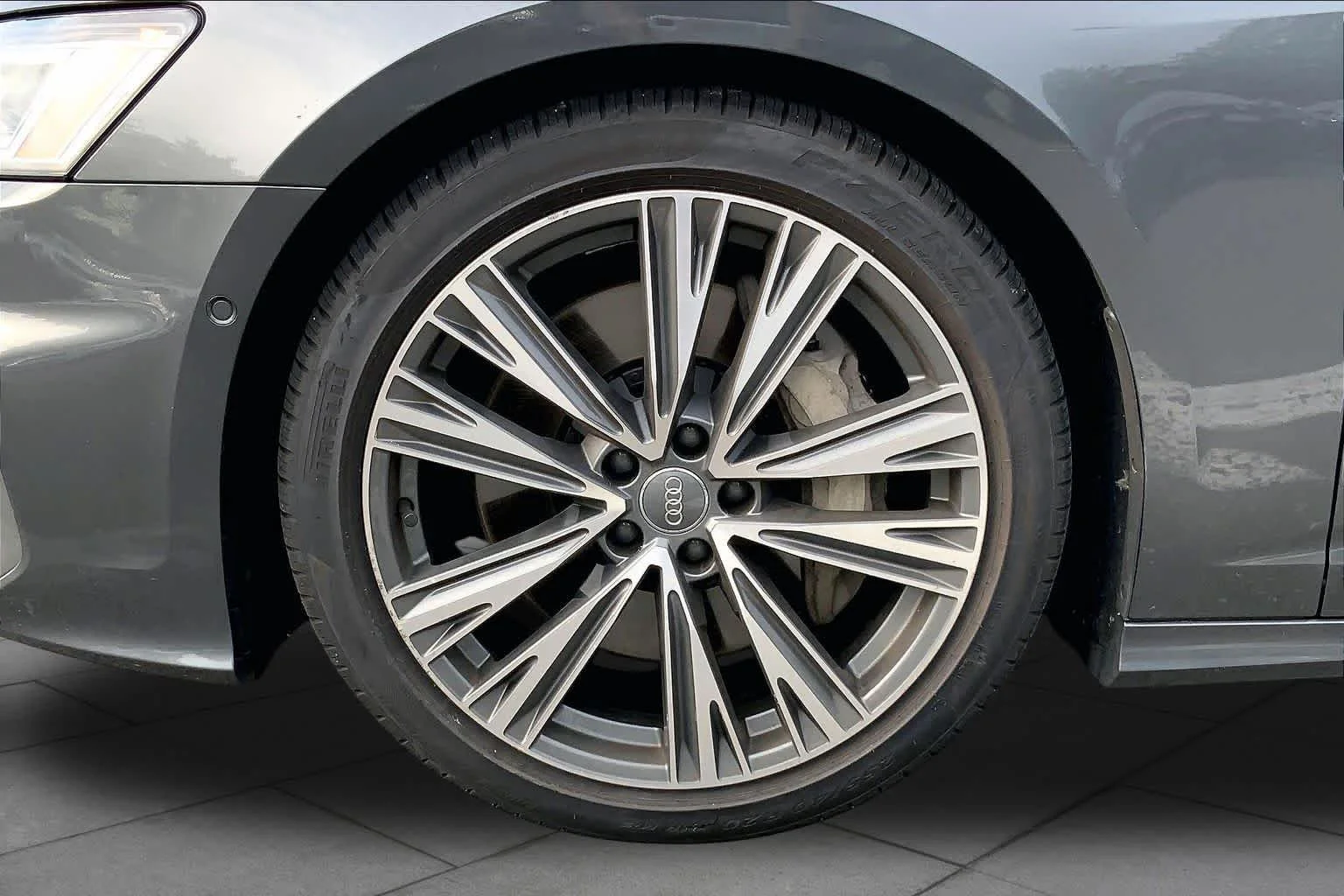 Used 2019 Daytona Gray Pearl Effect Audi Premium Plus image 11