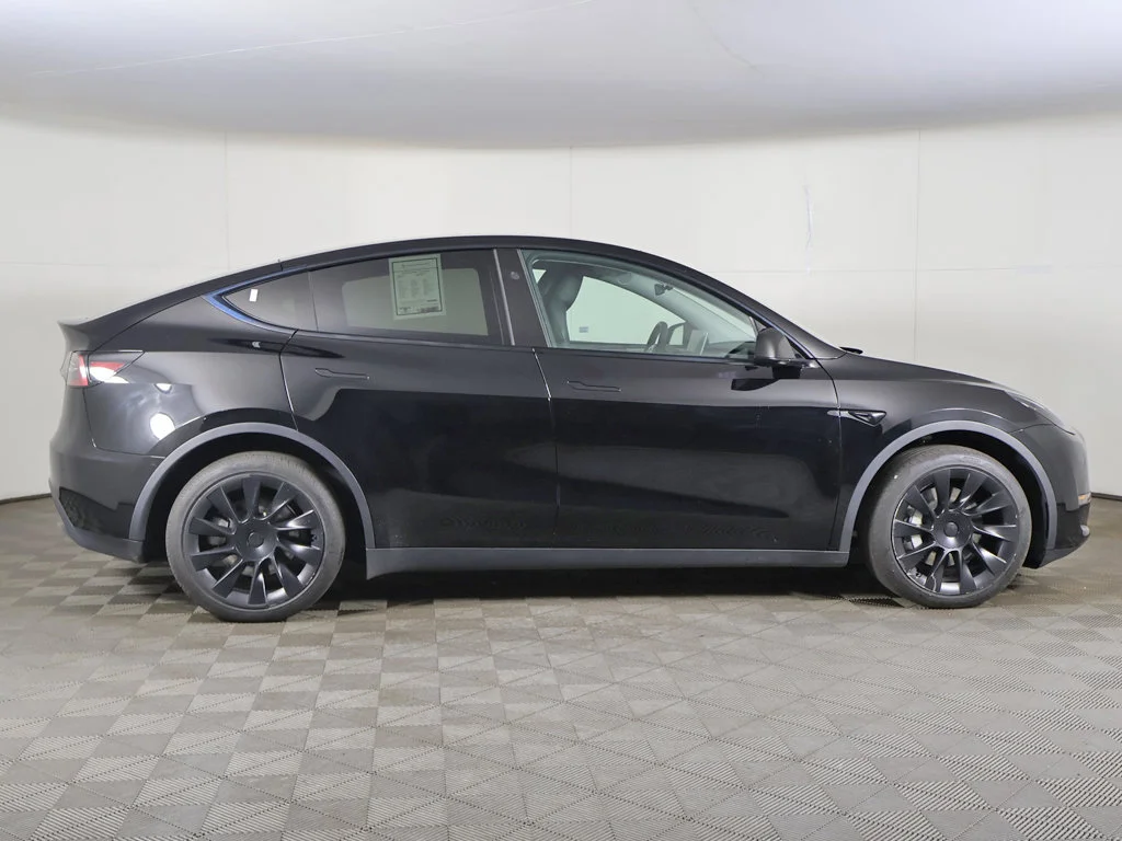 Used 2024 Black Tesla Long Range image 21